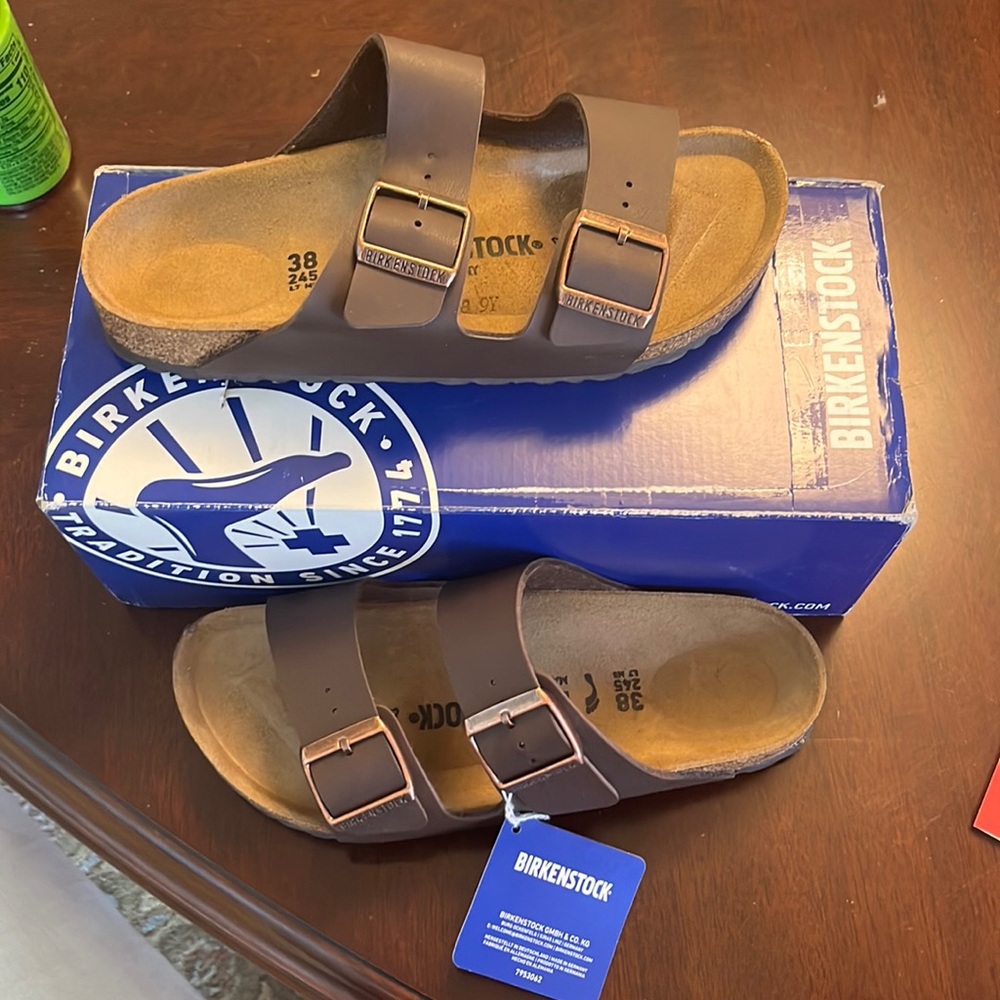 Arizona dark brown Birkenstocks OA;.
